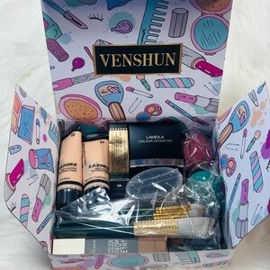 Venshun all-in-one makeup kit and gift set 23 pcs